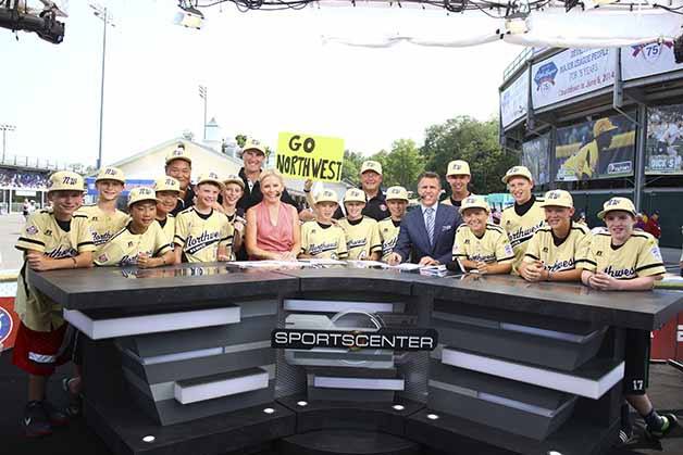 The team was welcomed on the set of SportsCenter during its time at the World Series.