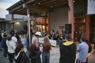 Kaleidoscope School of Music performs outside of the Issaquah Library last year. The group will be playing on Friday