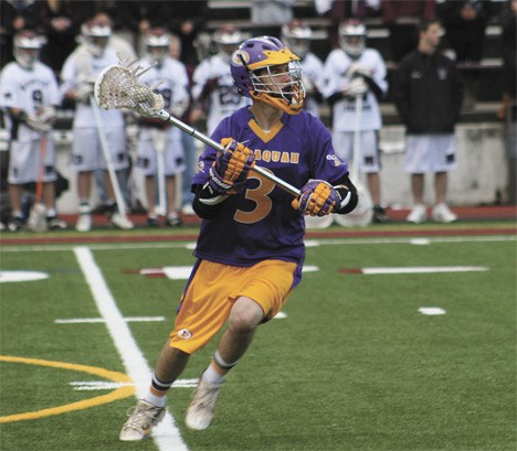 Issaquah sophomore Ben Director looks for an open teammate during the Eagles state semifinal loss to Mercer Island.