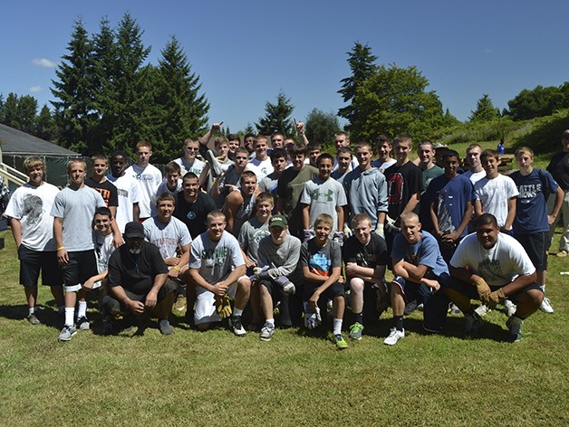 A group of Skyline players at Redmond Family Church helped rebuild Tent City 4.