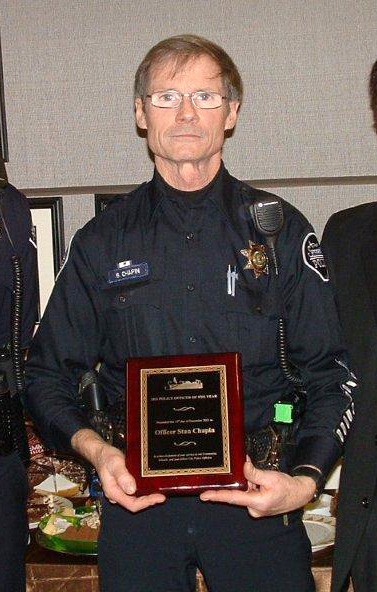 Officer Stan Chapin passed away in his sleep late Monday night. The near 40-year veteran of the King County Sheriff's Office served as the school resource officer for Eastlake High School and Inglewood Junior High the last 12 years.