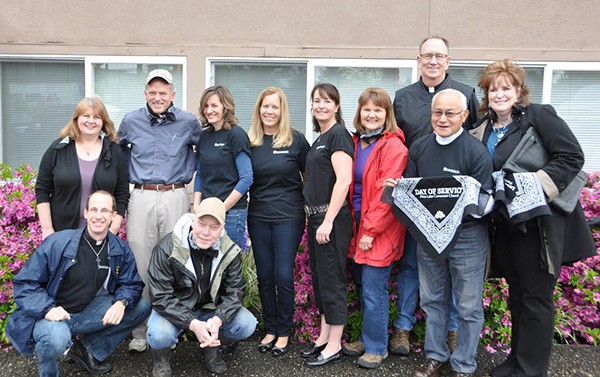 Pastors from Pine Hills Covenant and Sammamish Hills Lutheran Churches pose with the planning teams for the Community Day of Service on May 10.