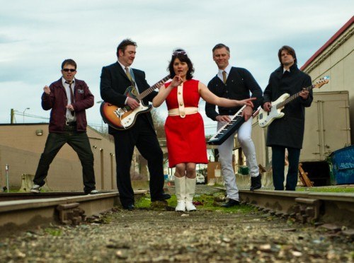 The Spyrographs begin Sammamish's 12th annual Concert in the Park series at 6:30 p.m.