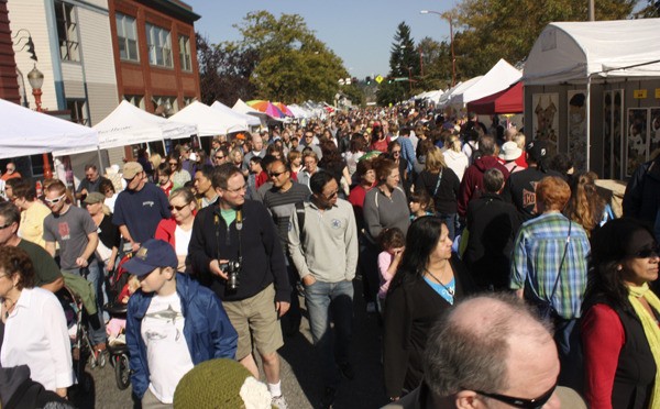 Thousands crowded the streets of Issaquah both Saturday and Sunday during Salmon Days.