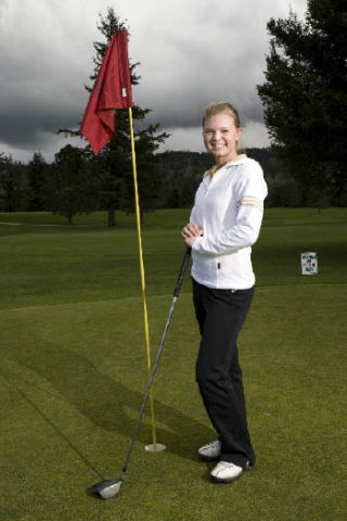 Issaquah’s Brittany Tallman will shoot for her third state golf title in May.