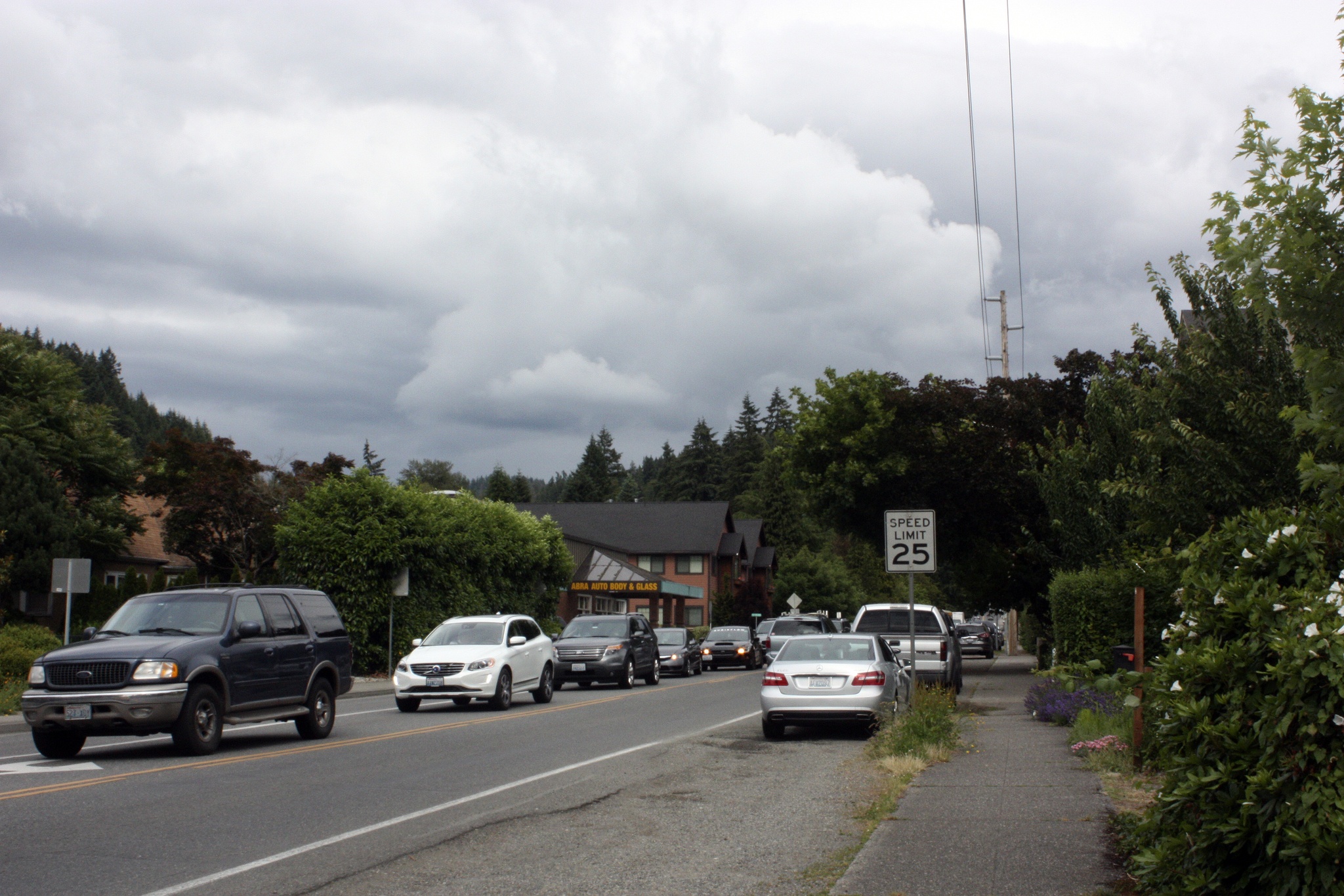 East Sunset Way regularly sees long lines of cars backed up
