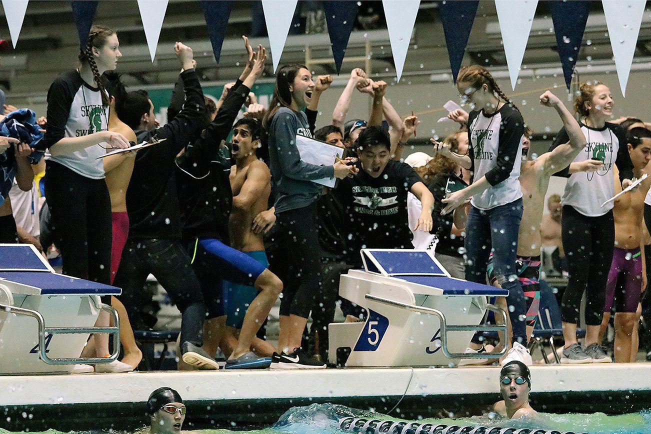 Skyline second, Issaquah third at 4A boys state swim and dive championships