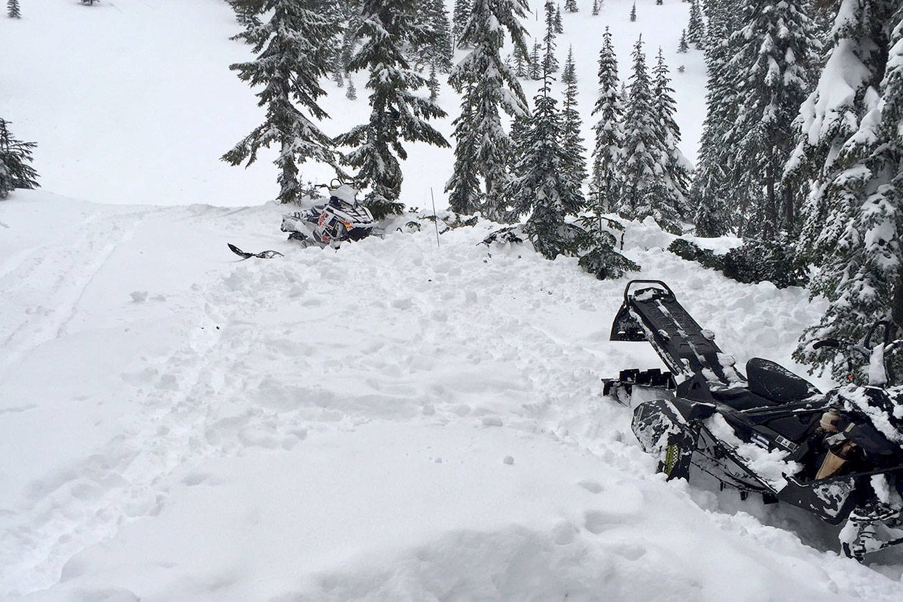 Issaquah man killed as avalanche buries group of snowmobilers