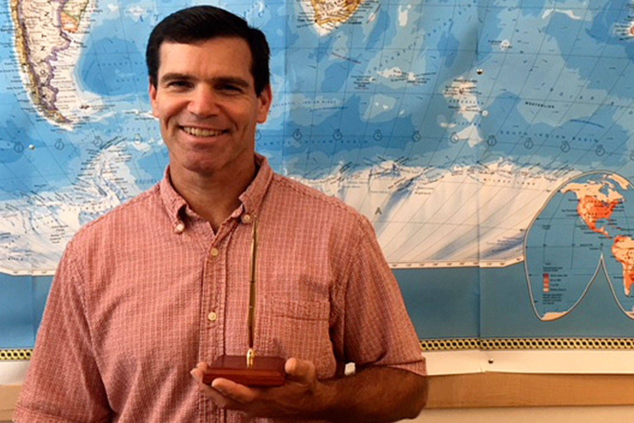 Liberty High School teacher receives 2018 Yale Educator Award