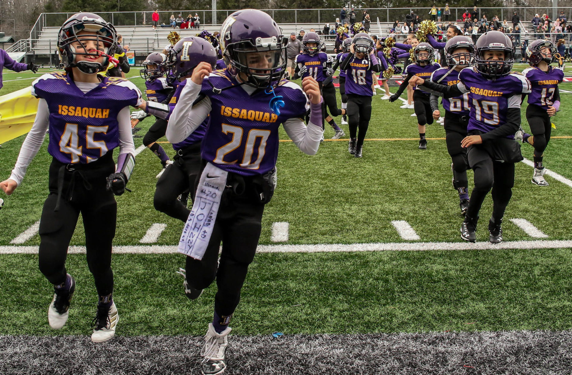 Issaquah Rookie youth football team’s dominant season ends in