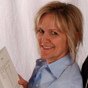 Teacher and literacy advocate Penny Kittle will give a presentation for parents at Pacific Cascade Middle School Jan. 21.