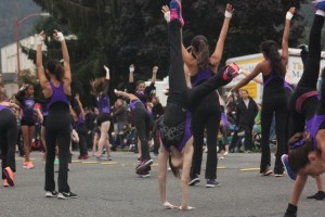 Daniel Nash/staff photo A scene from the Grande Parade at Salmon Days 2015 in October. The Greater Issaquah Chamber of Commerce-organized festival took home the WFEA’s Grand Summit Award and five additional awards for excellence in community events.