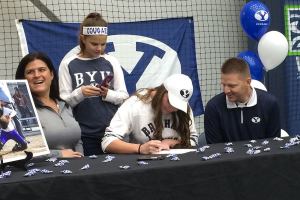 Issaquah Eagles senior to play softball at BYU