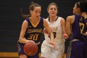 Eagles lose to Wolverines in season opener