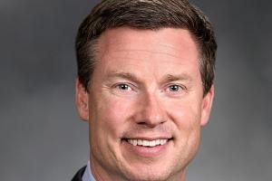 Issaquah Sen. Mullet injured in ski accident | UPDATE