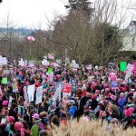 Issaquah mothers, daughters among 200,000 marchers at Seattle Women’s March