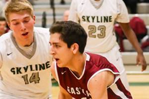 Wolves keep their playoff hopes alive