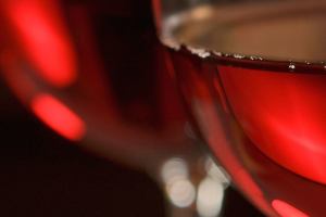 Downtown Issaquah Wine Walk set for March 3