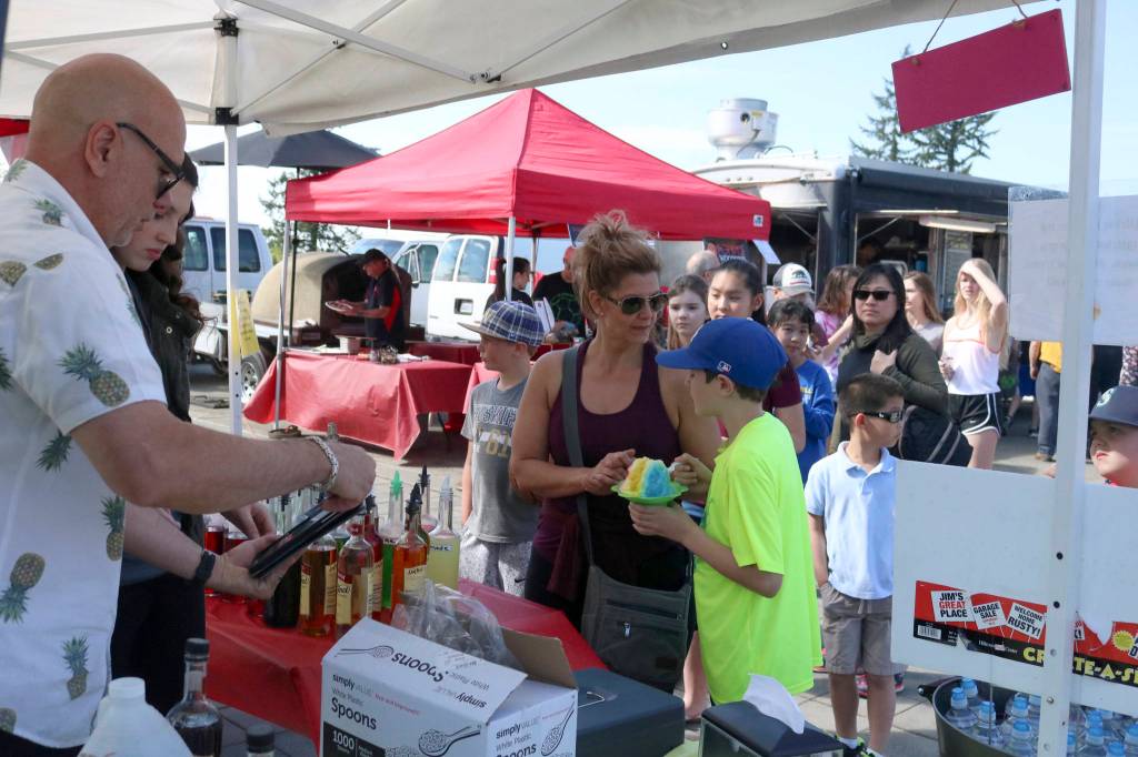 Sammamish Farmers Market in its 10th season