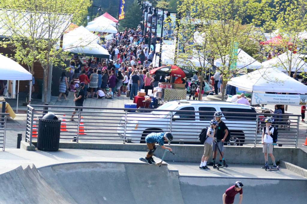 Sammamish Farmers Market in its 10th season