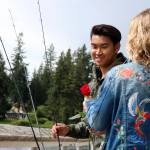 Sammamish woman aims to hand out roses to strangers every day for a year