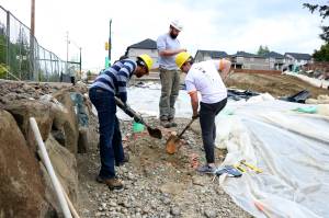 Volunteers start work on Habitat project in Sammamish
