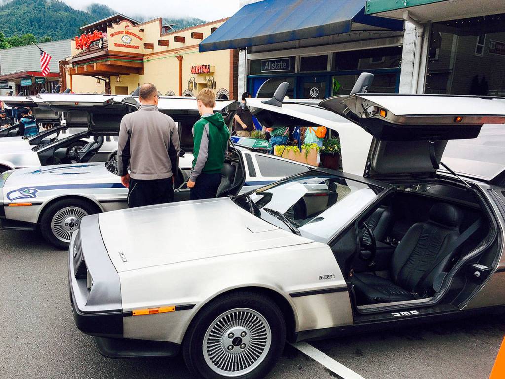 Fenders on Front Street | Photos