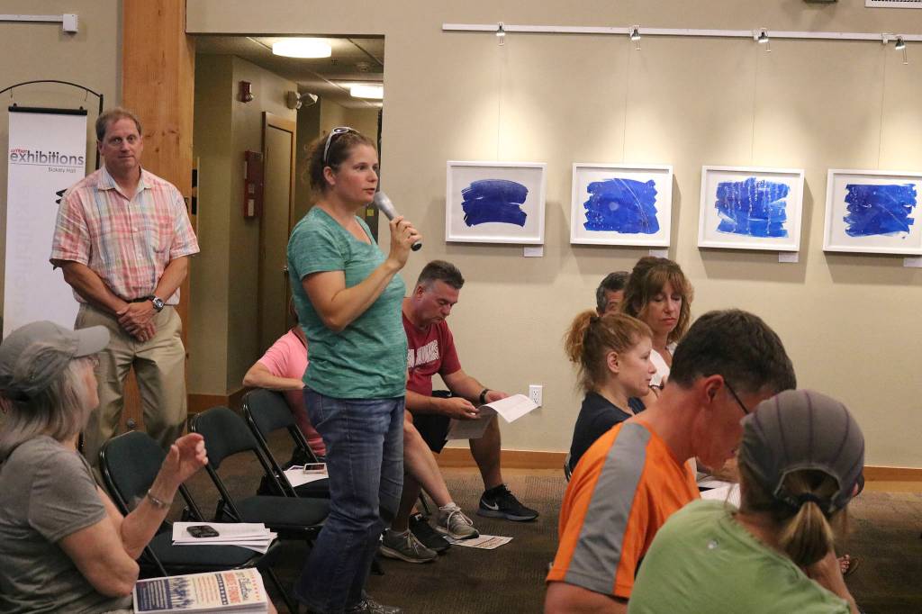 Highlands resident Jamie Rosen describes how she has had to teach her children to be afraid of cars. Nicole Jennings/staff photo