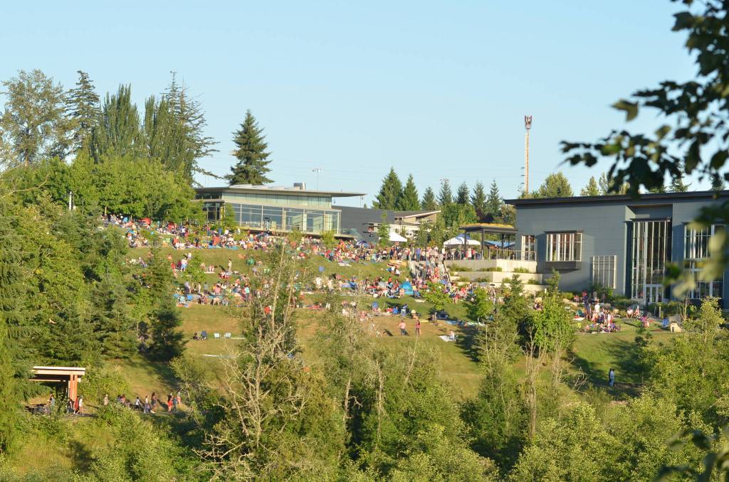 Crowds gather for Fourth on the Plateau | Photos