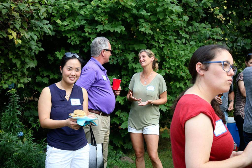 Issaquah Chamber members mingle, hula hoop and more at annual barbecue | Photos