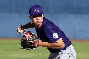 Eastside Catholic Crusaders’ Suzuki verbally commits to Clemson baseball program
