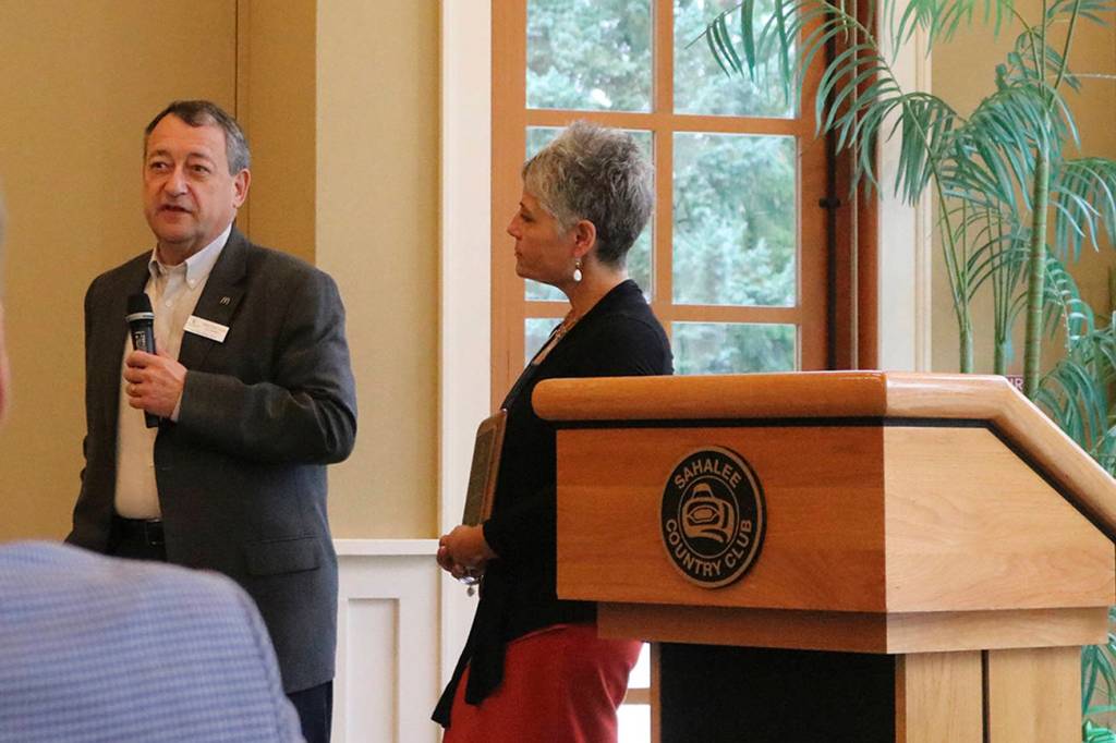 Alan Finkelstein receives the award for Best Business Person from Jenni Butz. Nicole Jennings/staff photo