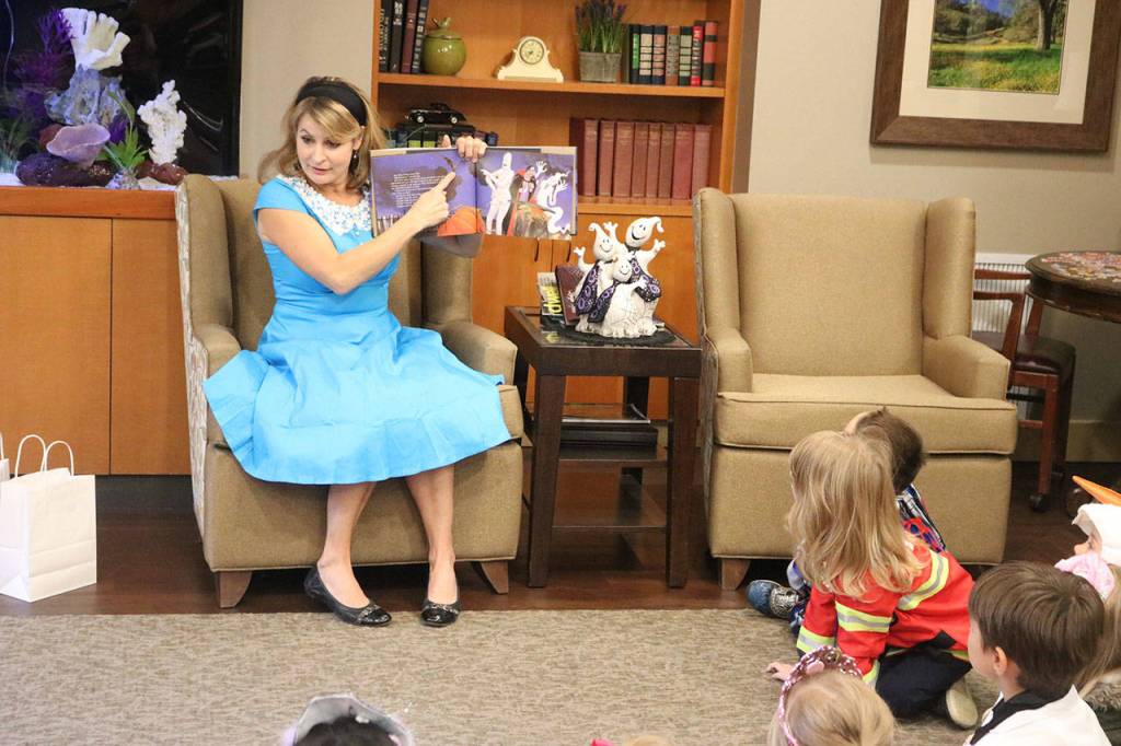 Willis dressed as Alice in Wonderland for the event. Nicole Jennings/staff photo