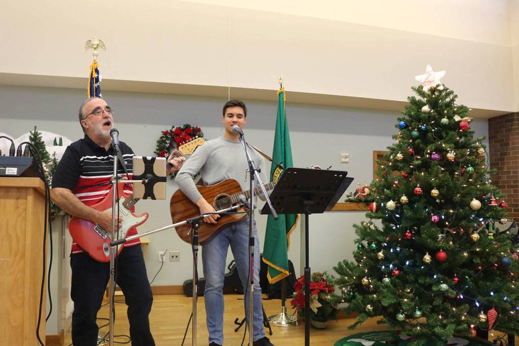 Local musicians David Jackson and Jack Ballard entertained the group. Nicole Jennings/staff photo