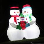 A snowman family. Nicole Jennings/staff photo