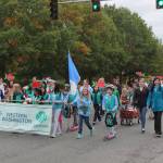 Local Girl Scouts in Issaquahs Salmon Days Parade. Nicole Jennings/staff photo