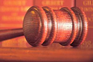 Issaquah man charged with child rape