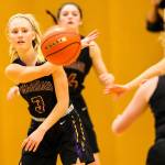 The Issaquah Eagles girls basketball team earned a 70-51 win against the Skyline Spartans on Dec. 7. Issaquah improved its overall record to 4-1 with the victory. Issaquah sophomore guard Camryn Gibson (pictured) makes a pass to one of her teammates during the matchup against Skyline. Photo courtesy of Rick Edelman/Rick Edelman Photography