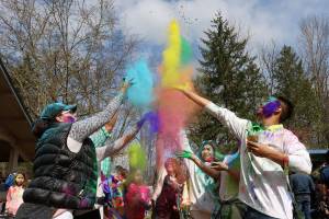 9th Annual Holi Festival returns to Lake Sammamish Park