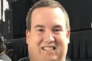 Grittiness propels Eagles on diamond / Column