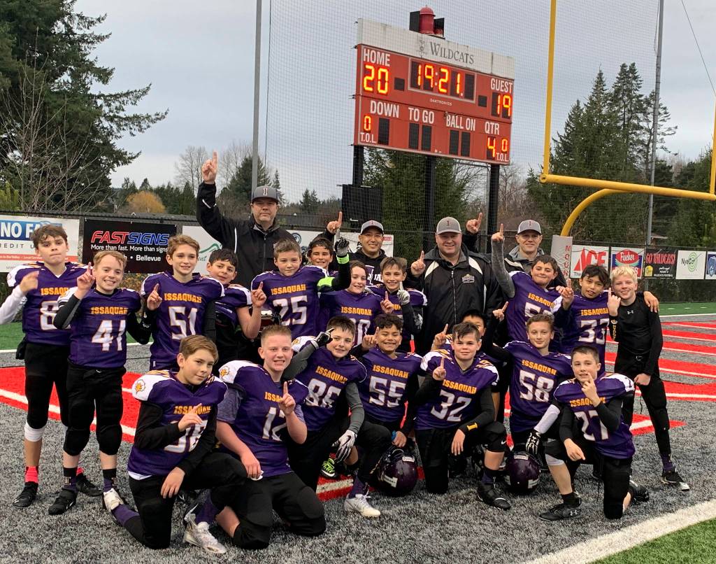 The Issaquah Sophomore Gold Youth football team went undefeated and won the championship, 20-19, over Skyline. Photo courtesy of Jeremy Noble