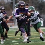 Issaquah running back River Shute runs for a touchdown during the sophomore Greater Eastside Junior Football championship game on Nov. 16. Photo courtesy of Jeremy Noble