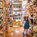 Snapdoodle Toys is just one of the fun, family-friendly shops and activities to discover at Grand Ridge Plaza this summer! (Photo: @neyssa_lee_photography)