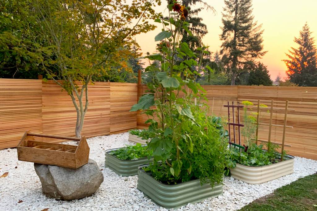 Apart from looking great, there are many benefits to incorporating crushed oyster in your space.