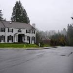 NE 24th Street in Sammamish, a residential road, is one of the lines that separates the Lake Washington and Snoqualmie Valley school districts. Grace Gorenflo / Valley Record