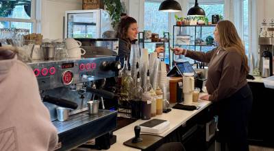 Grace Gorenflo/Valley Record
Employees work at Fall Citys Aroma Coffee Co. Jan. 14, 2025.